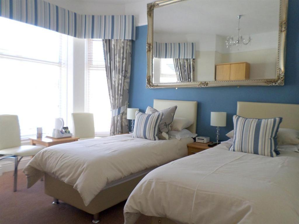 Hotel St Bernards New Quay Habitación foto